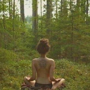 Meet your Posher, Aida